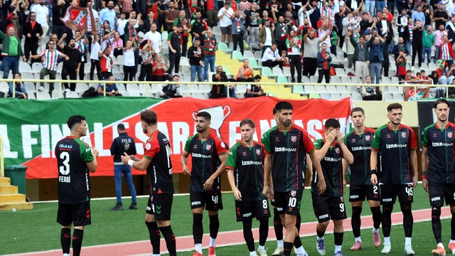 Karşıyaka kahroldu