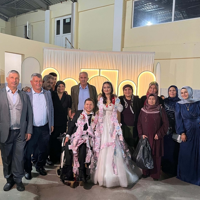 Aşk engel tanımadı
