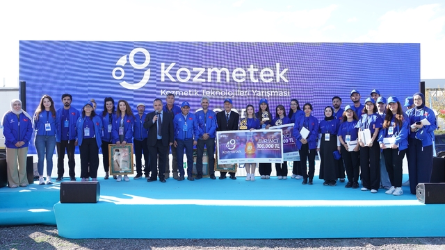Kozmetik Teknolojileri Yarışması Ankara'da gerçekleştirildi