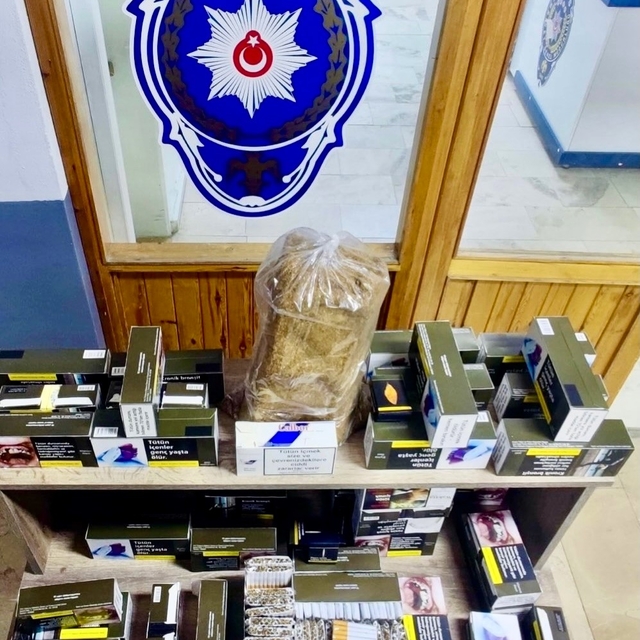 Bilecik'te gümrük kaçağı makaron ele geçirildi