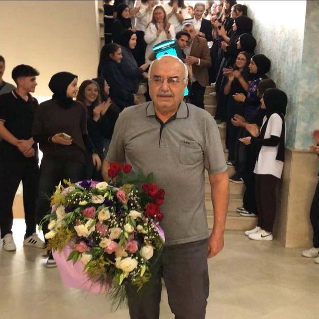 Aydın'da emekli olan 40 yıllık öğretmen alkışlarla uğurlandı