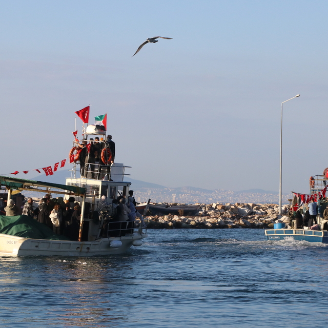 Yalova'da denizciler Filistin ve Küresel Sumud Filosu'na destek için Marmar...