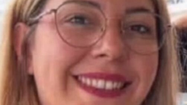 Uzaklaştırma aldırdığı kocası tarafından bıçakla öldürüldü