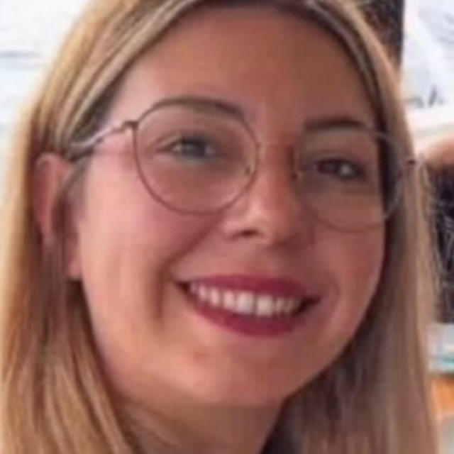 Uzaklaştırma aldırdığı kocası tarafından bıçakla öldürüldü