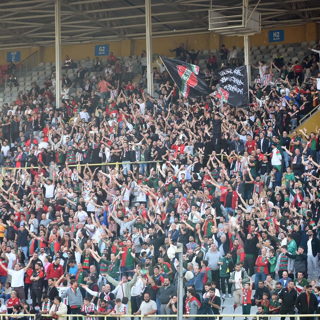 Karşıyaka rakiplere sevindi