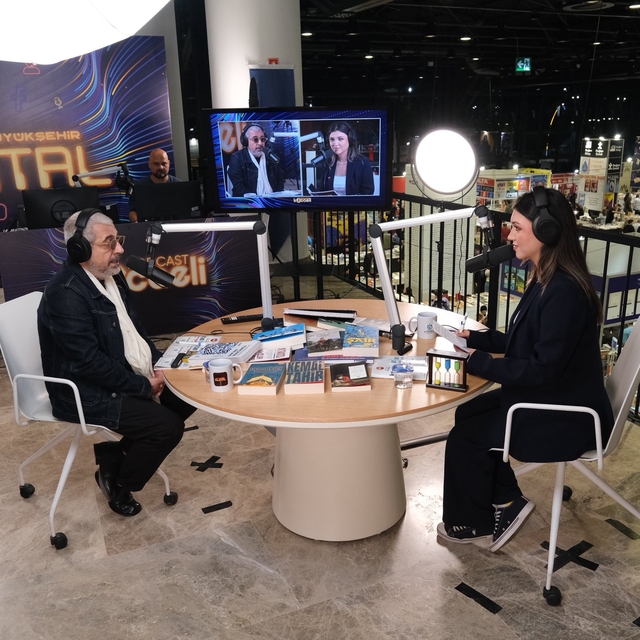 Kocaeli Kitap Fuarı'na katılan Okan Bayülgen'den Filistin vurgusu