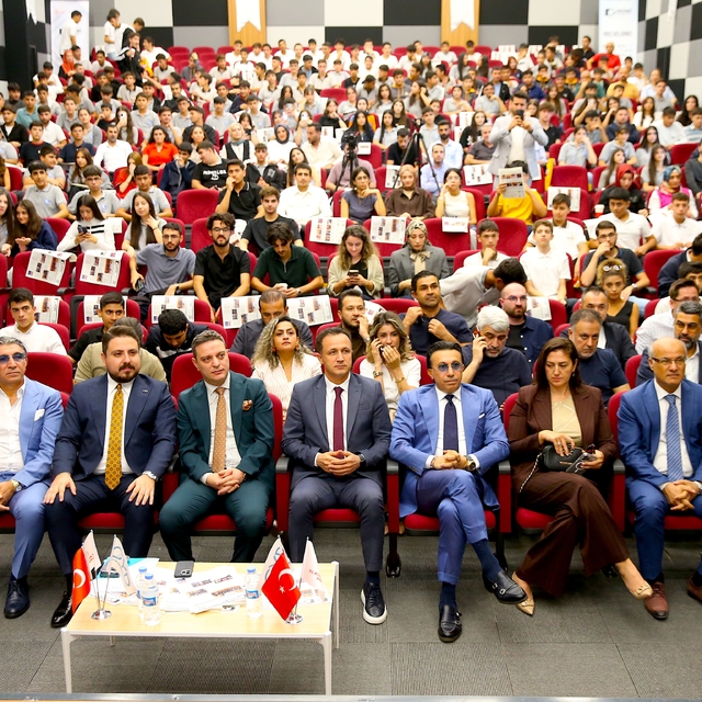 Diyarbakır'da "Girişimci Kütüphanesi" buluşması düzenlendi