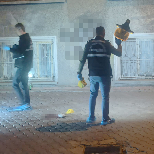 'Yan baktın' kavgasında açılan ateşte ölen 5 yaşındaki Yıldırım toprağa ver...