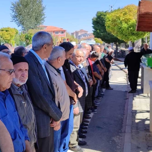 14 yıl önce kazada ölen kişiyle karıştırılmıştı; aynı yerde kaza geçirip ya...