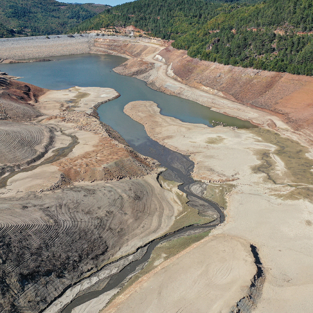 Bursa'nın ana su kaynağı barajlardaki doluluk oranı yüzde 1'in altına düştü