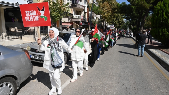 Antalya ve çevre illerde "Gazze İçin Sessiz Çığlık" etkinliği düzenlendi