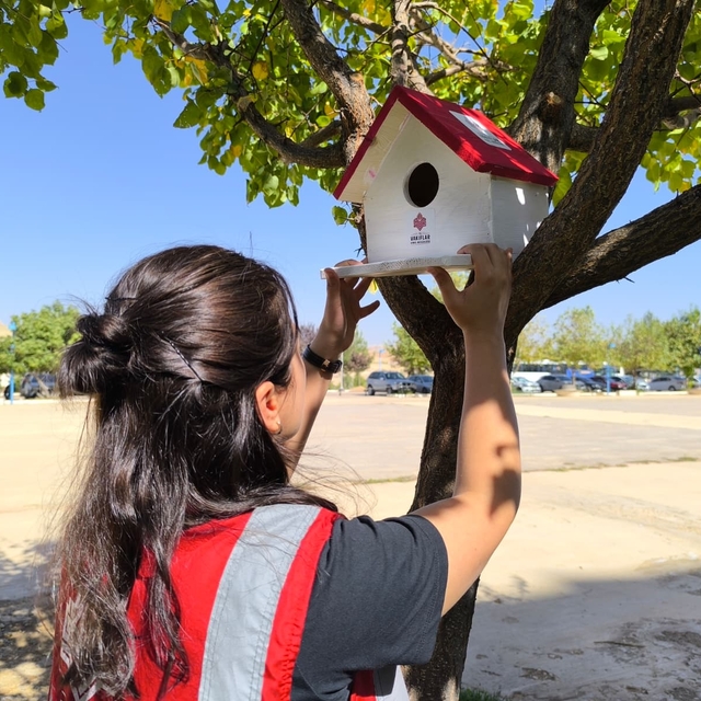 Diyarbakır Vakıflar Bölge Müdürlüğünce "Hayvanları Koruma Günü" kapsamında...