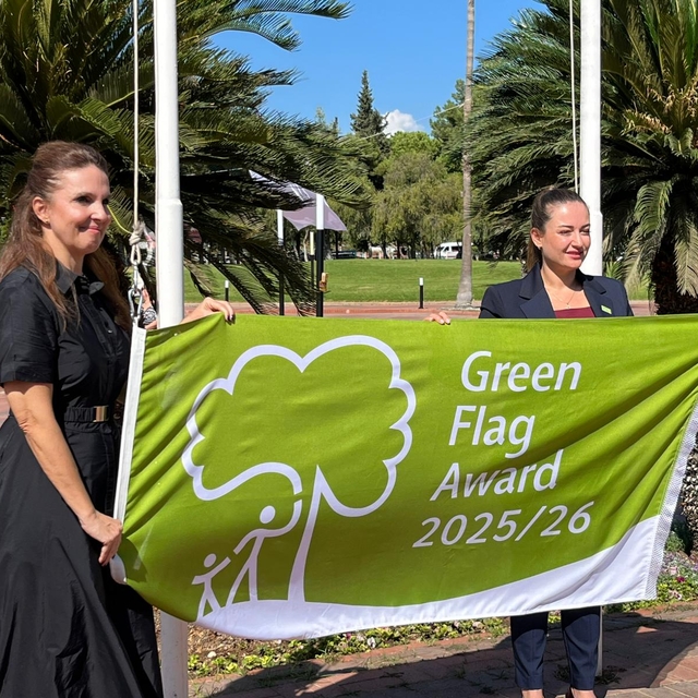 Antalya'daki Atatürk Kültür Parkı'na "Yeşil Bayrak" ödülü verildi