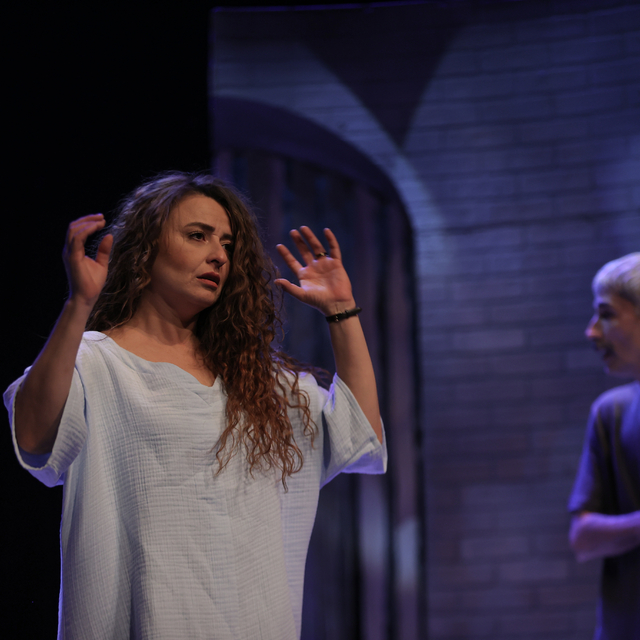 Bursa Devlet Tiyatrosu yarın "Sevdalinka" oyununun prömiyerini yapacak