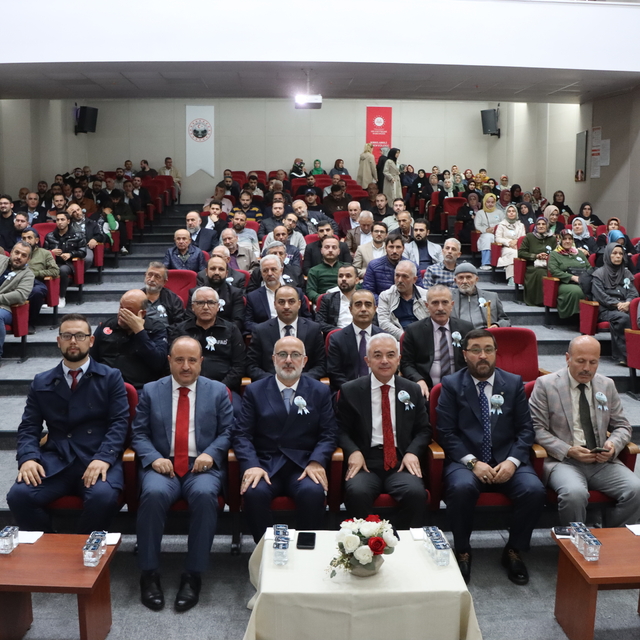 Kırklareli'nde "Kutlu Elçinin Örnekliği Ailede Huzur Camide Rehber" konfera...