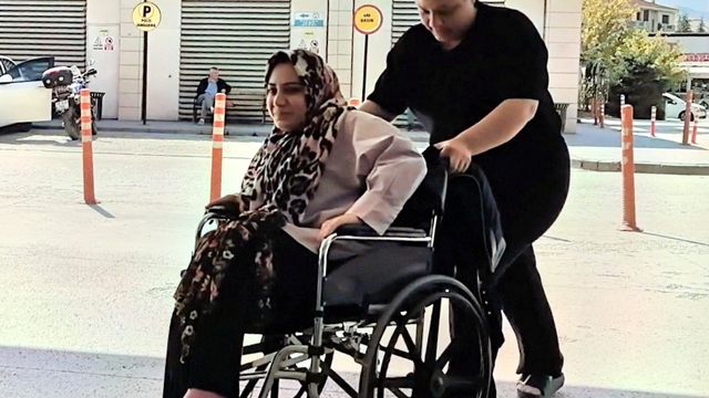 Piknik yaparken yılanın ısırdığı kadın tedaviye alındı