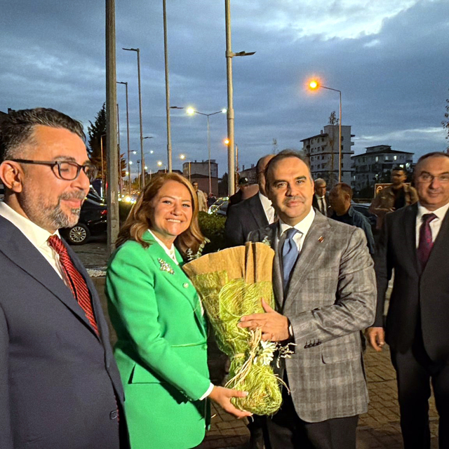 Bakan Kacır: Türkiye'nin planlı sanayi alanlarını büyütmeye devam edeceğiz...