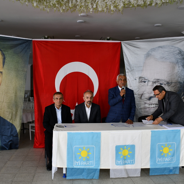 İYİ Parti Vezirköprü 4. Olağan Kongresi yapıldı