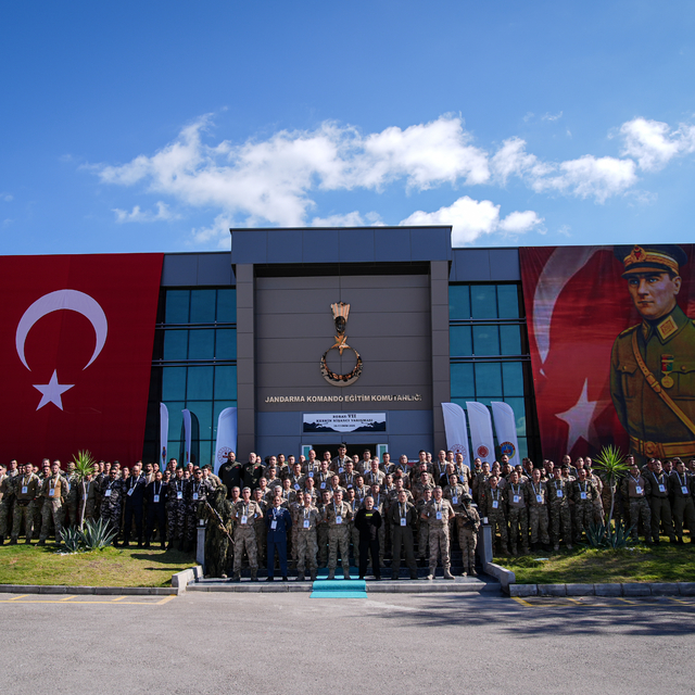İzmir'de Boran-7 Uluslararası Keskin Nişancı Yarışması başladı