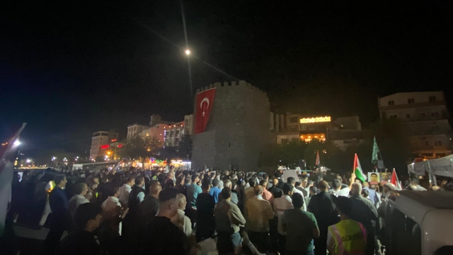 Diyarbakır'da İsrail'in Gazze'ye saldırıları protesto edildi