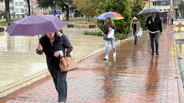 Trakya'da sağanak etkili oluyor