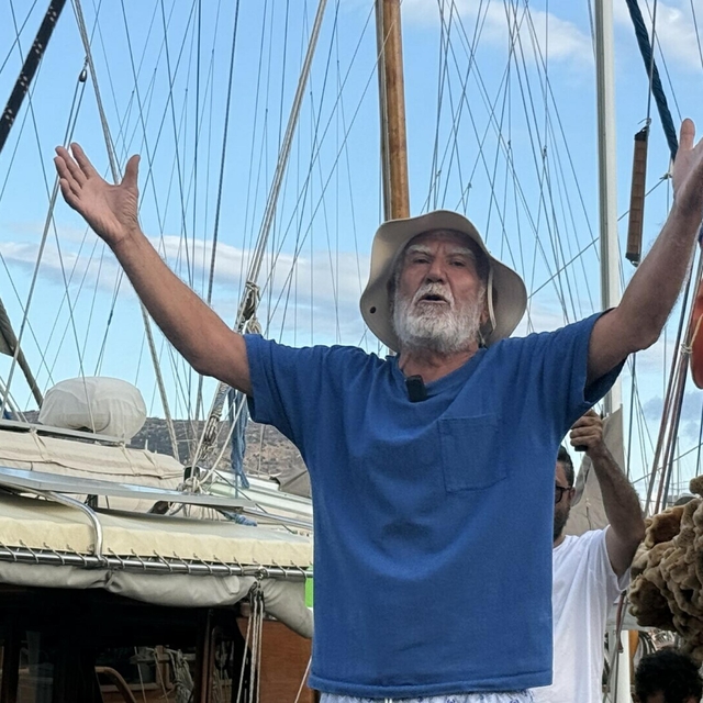 Son süngerci avcısı Aksona Mehmet, 60'ıncı yılı anısına yaptığı dalışı tama...