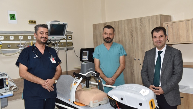 DÜ Tıp Fakültesi Hastanesine iki CPR cihazı alındı