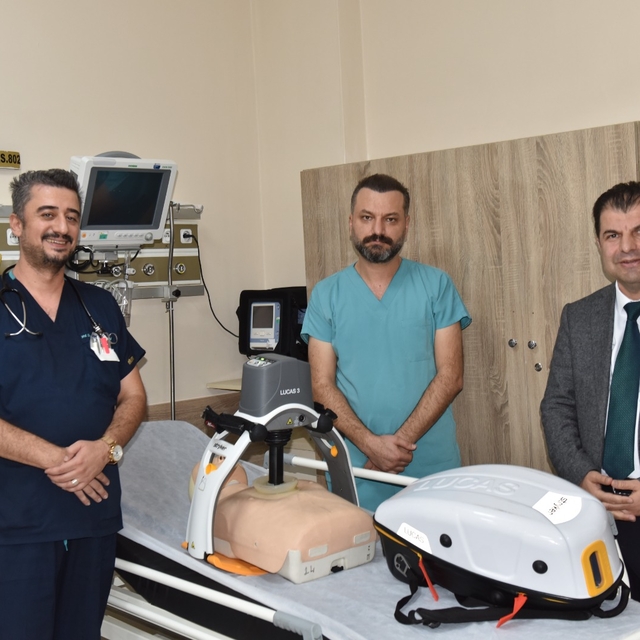 DÜ Tıp Fakültesi Hastanesine iki CPR cihazı alındı