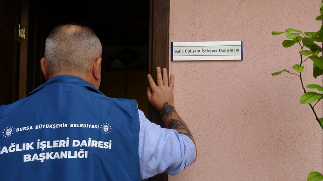 Kızının sözleriyle bağımlılıktan kurtulup, gittiği merkezde 'rol model' oldu