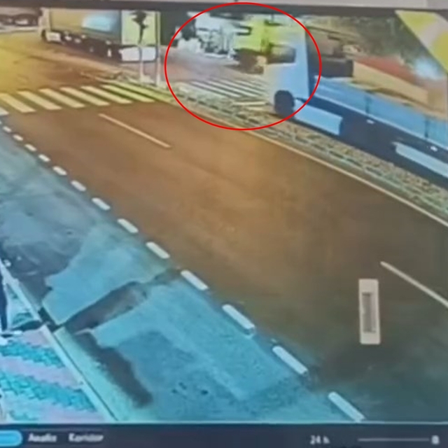 Batman'da 1 kişinin öldüğü TIR kazası kamerada