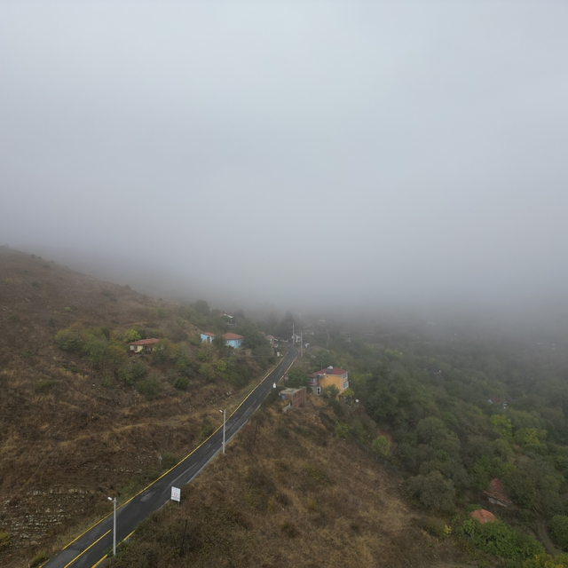 Tekirdağ'da yüksek kesimlerde sis etkili oluyor