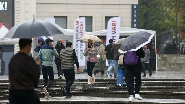 Bursa'da sağanak etkili oluyor