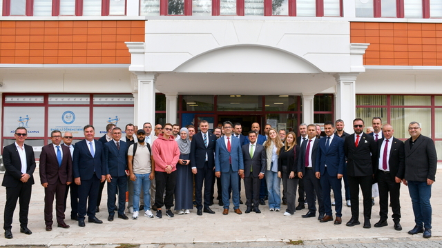 ÇOMÜ'de Türkiye-Kosova Ekonomi Köprüsü toplantısı düzenlendi