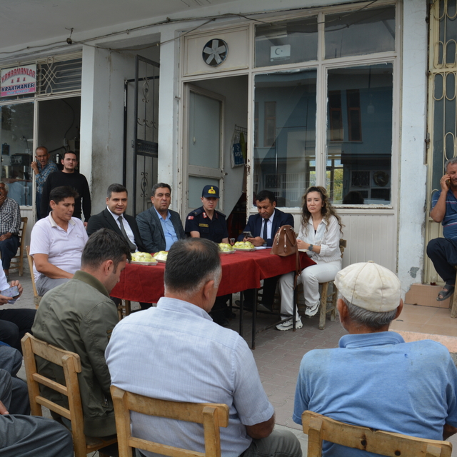 Gülnar Kaymakamı İsmail Şanal vatandaşlarla bir araya geldi