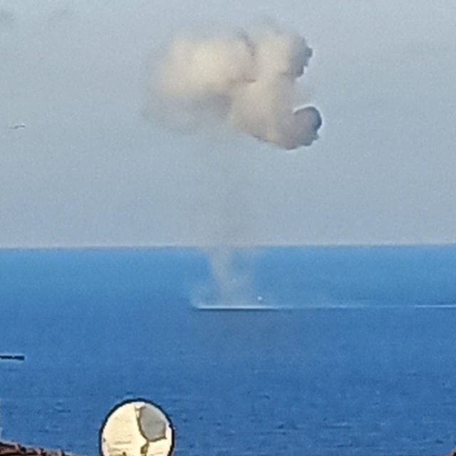 Trabzon açıklarında bulunan insansız deniz aracı, kontrollü olarak imha edi...