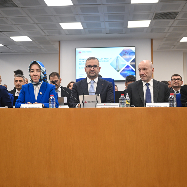 TCMB Başkanı Karahan, TBMM Plan ve Bütçe Komisyonu'nda sunum yaptı: