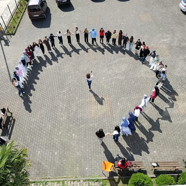 Eynesil'de Geleneksel Hamsi Şenliği düzenlendi