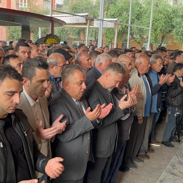 Balkon kapısından içeri girerken eşiğe takılıp başını yere çarpan avukat öl...