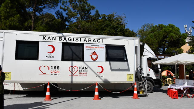 Türk Kızılayı Vezirköprü'de Kan Bağışı Kampanyası düzenledi