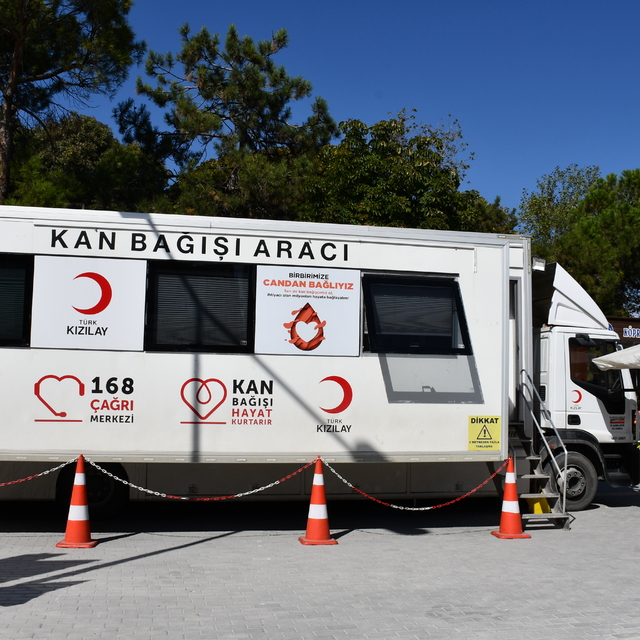 Türk Kızılayı Vezirköprü'de Kan Bağışı Kampanyası düzenledi