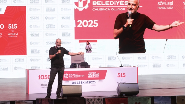 Bekir Develi, Kocaeli'de "Bir Direniş Dili Olarak Sumud" söyleşisine katıldı