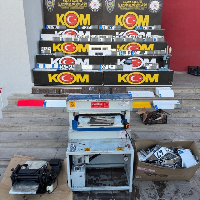 Adana'da 1166 sahte plaka ele geçirildi