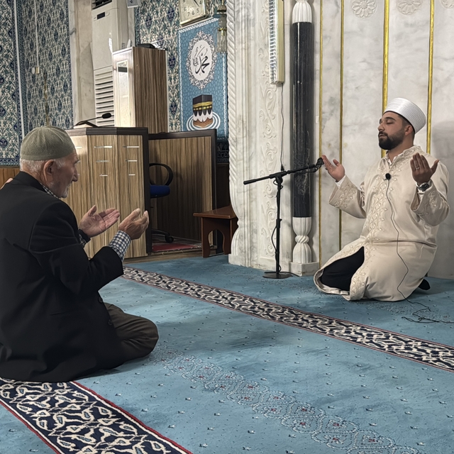 İmam kardeşler kendileri gibi hafız yetiştirmek istiyor