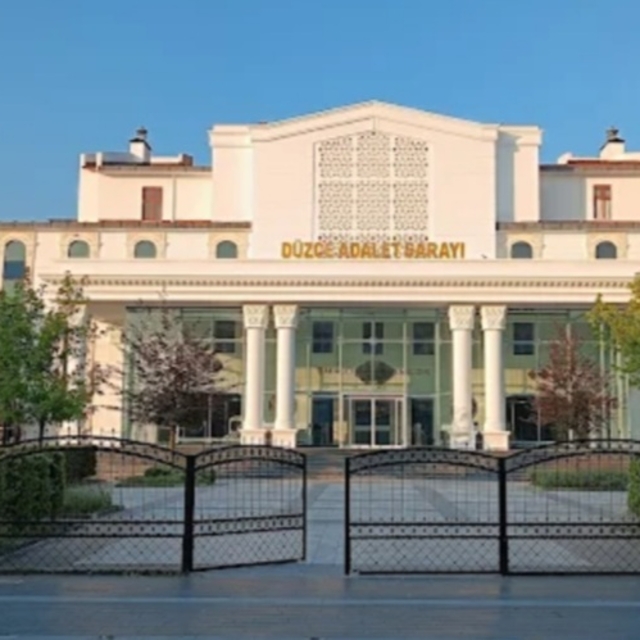 Düzce ve Kütahya'da 'usulsüz reçete' operasyonu; 1'i doktor, 12 gözaltı