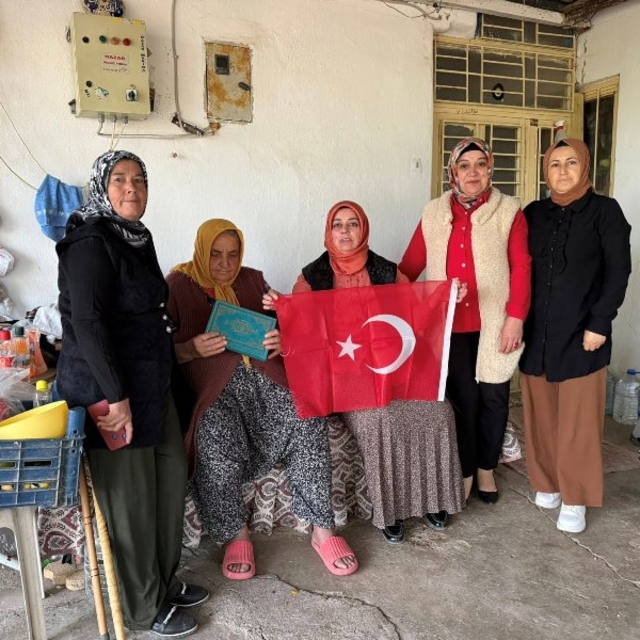 AK Parti Gülnar İlçe Kadın Kolları Başkanı Hatice Önge Kafes'ten şehit eşin...