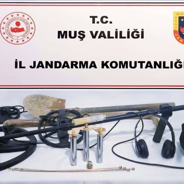 Muş'ta kaçak kazı yapan 7 kişi yakalandı