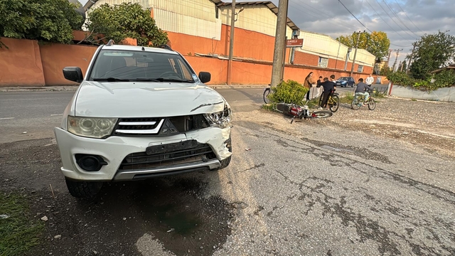 Düzce'de pikap ile çarpışan motosikletteki 2 kişi yaralandı