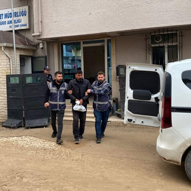 Bursa'da 21 yıl hapis cezası bulunan firari hükümlü yakalandı