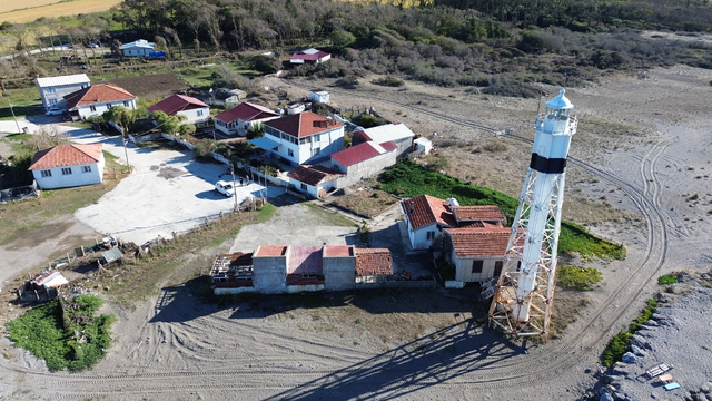 Tarihi Bafra Feneri hala gemilere yol gösteriyor