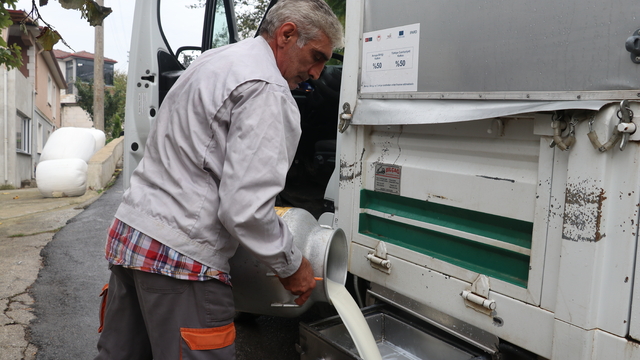 Sakarya'daki Tarımsal Kalkınma Kooperatifi devlet desteğiyle süt üretimini artırmayı hedefliyor
